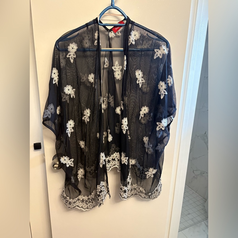Black Sheer Coverup Shawl with White Floral Embroidery EUC Size Small